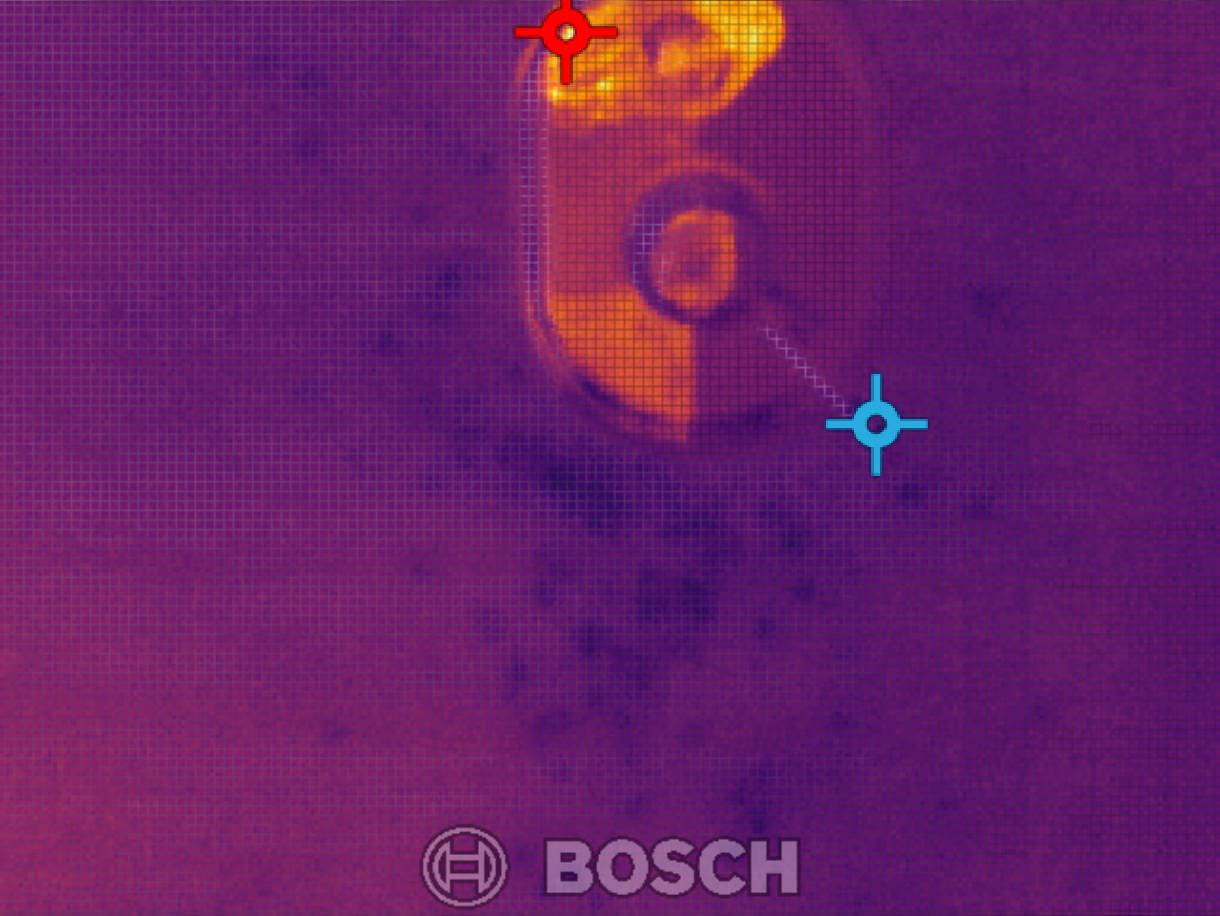 Thermal image of a common washroom fitting with measurement markers; recorded range 28.1 to 33.3 degrees Celsius